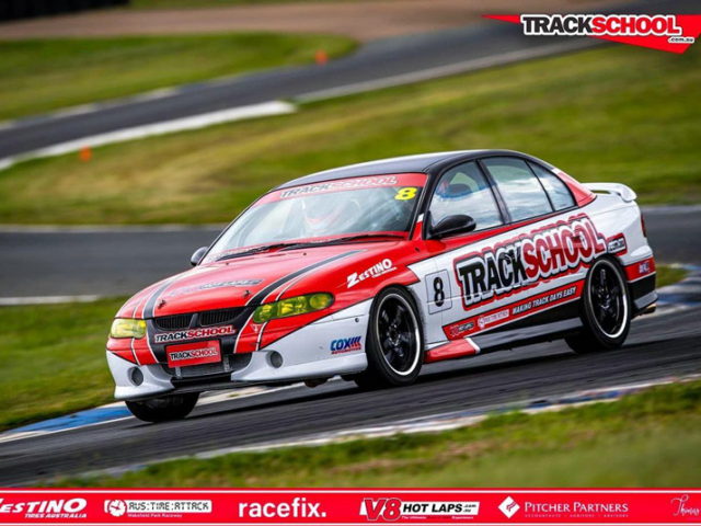 V8 Commodore Trackschool Hire car